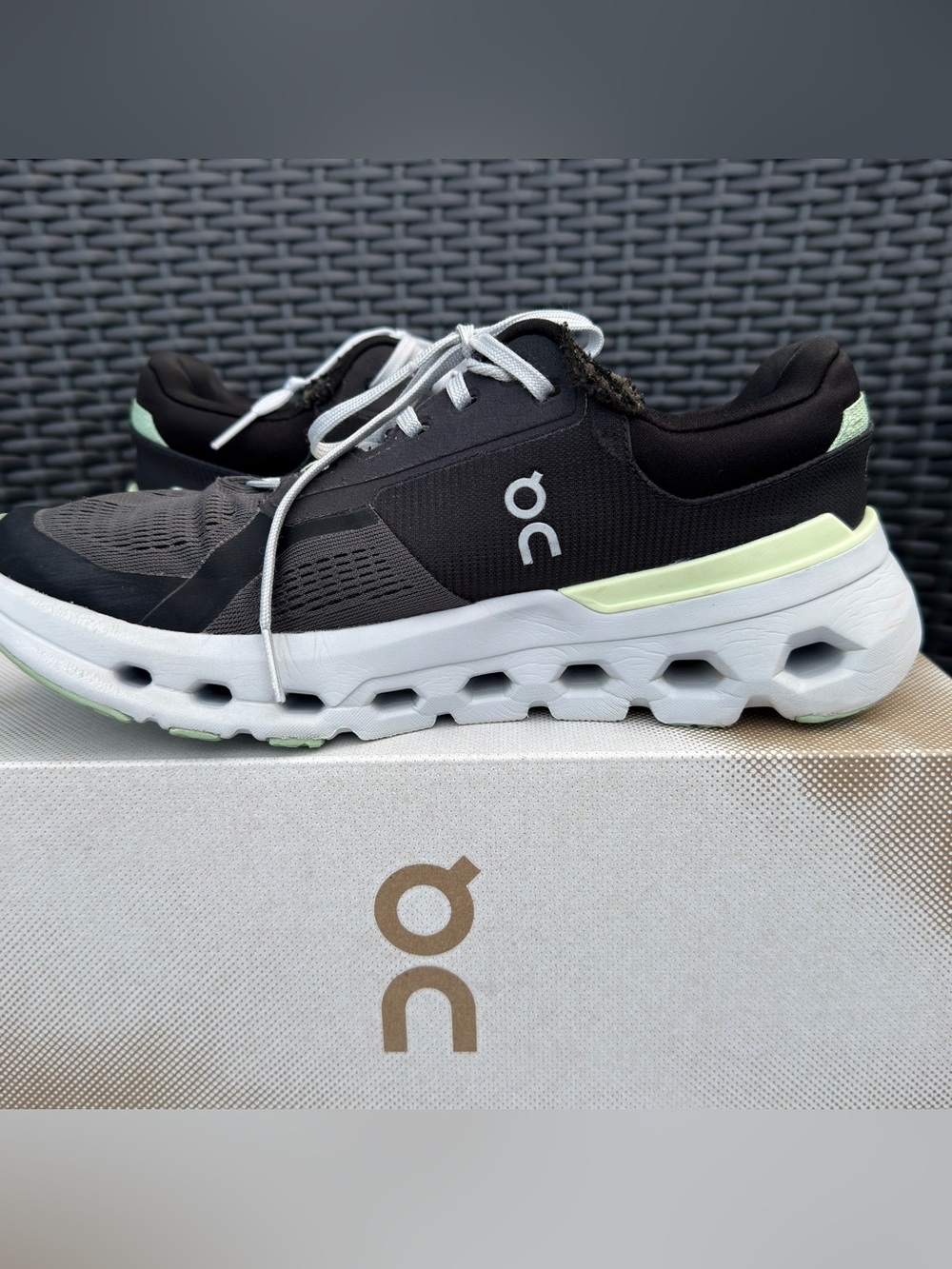 On Running Women Cloudrunner 2. New insole. Sneakers shadow Lima - Picture 8 of 9